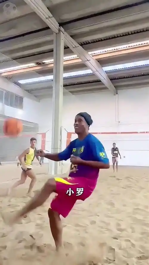 為前鋒創造